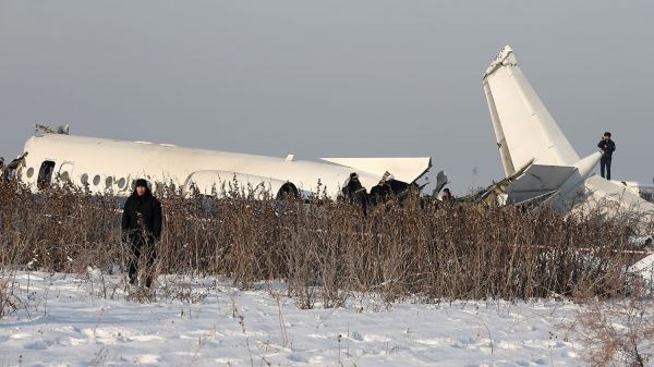 Озвучены итоги внутреннего расследования крушения самолета в Казахстане