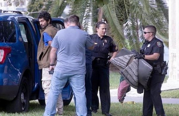 <br />
Полиция Флориды задержала вооруженного до зубов иранца у резиденции Трампа<br />
